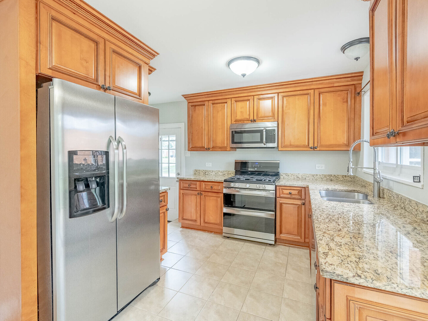 454 E Park Avenue, Elmhurst, IL 60126