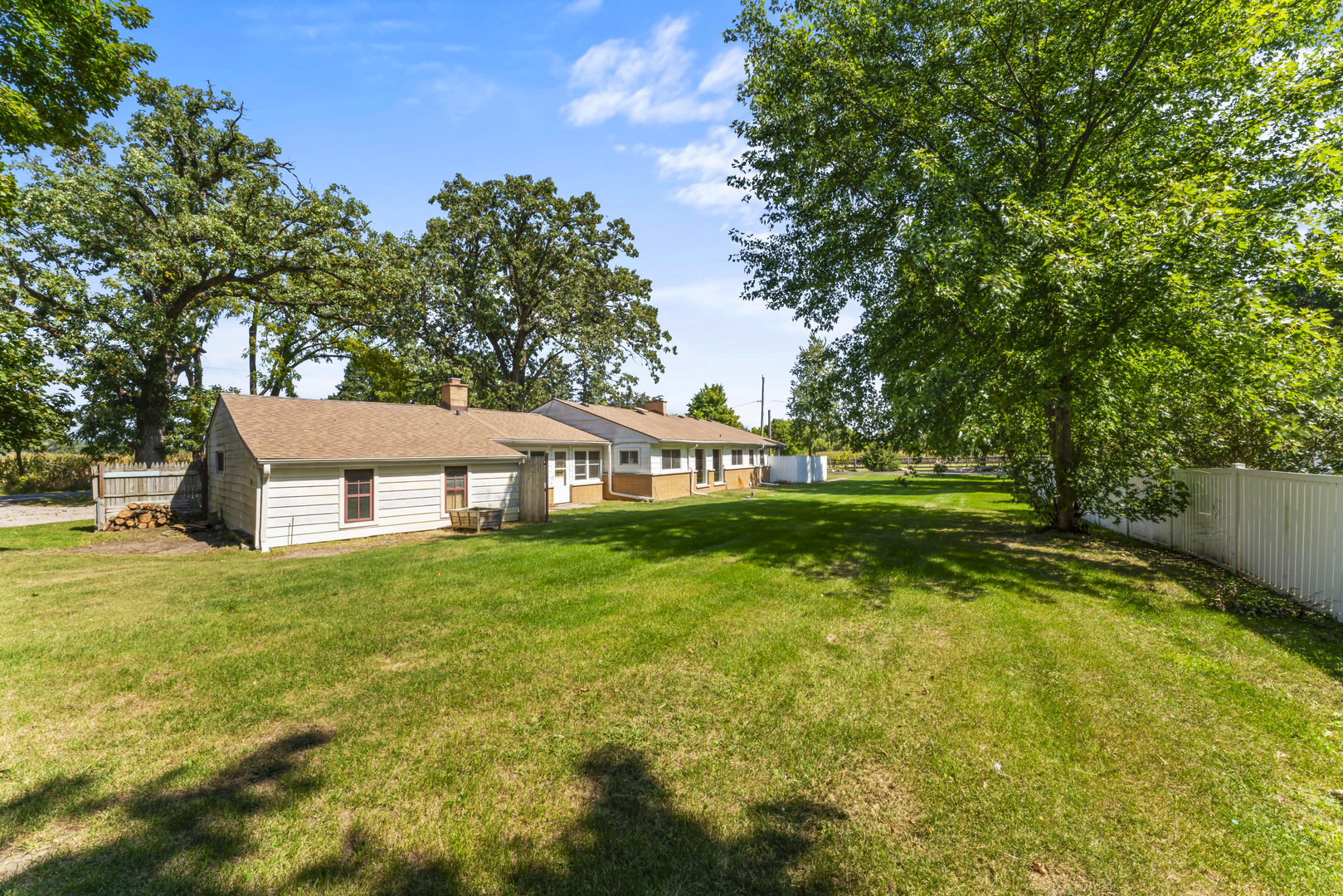 4501 E Kuhn Road, Richmond, IL 60071