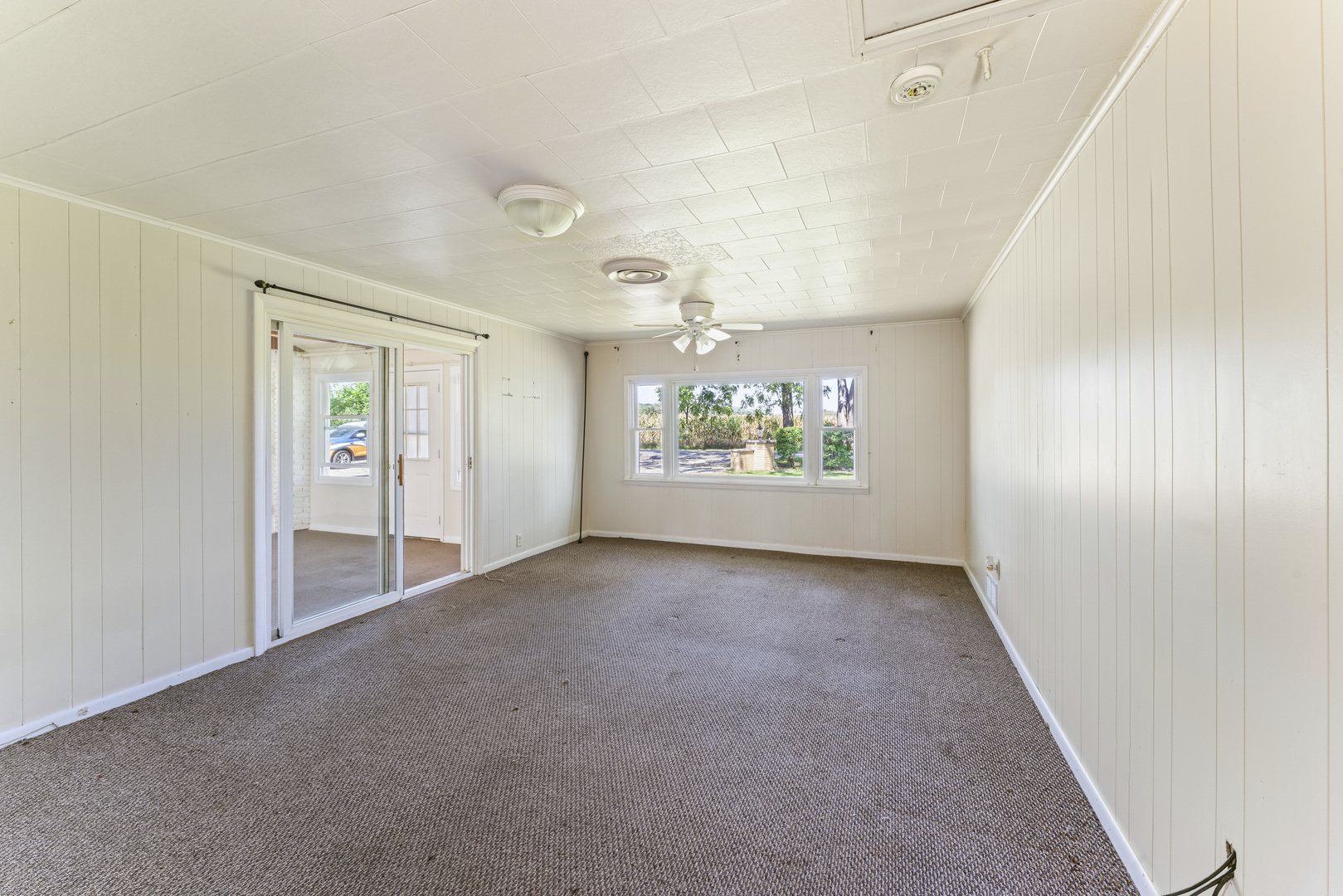 4501 E Kuhn Road, Richmond, IL 60071