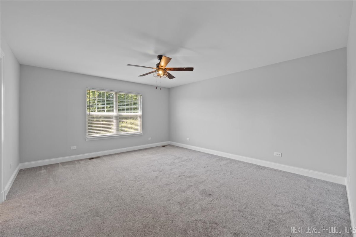 2948 Old Glory Drive, Yorkville, IL 60560