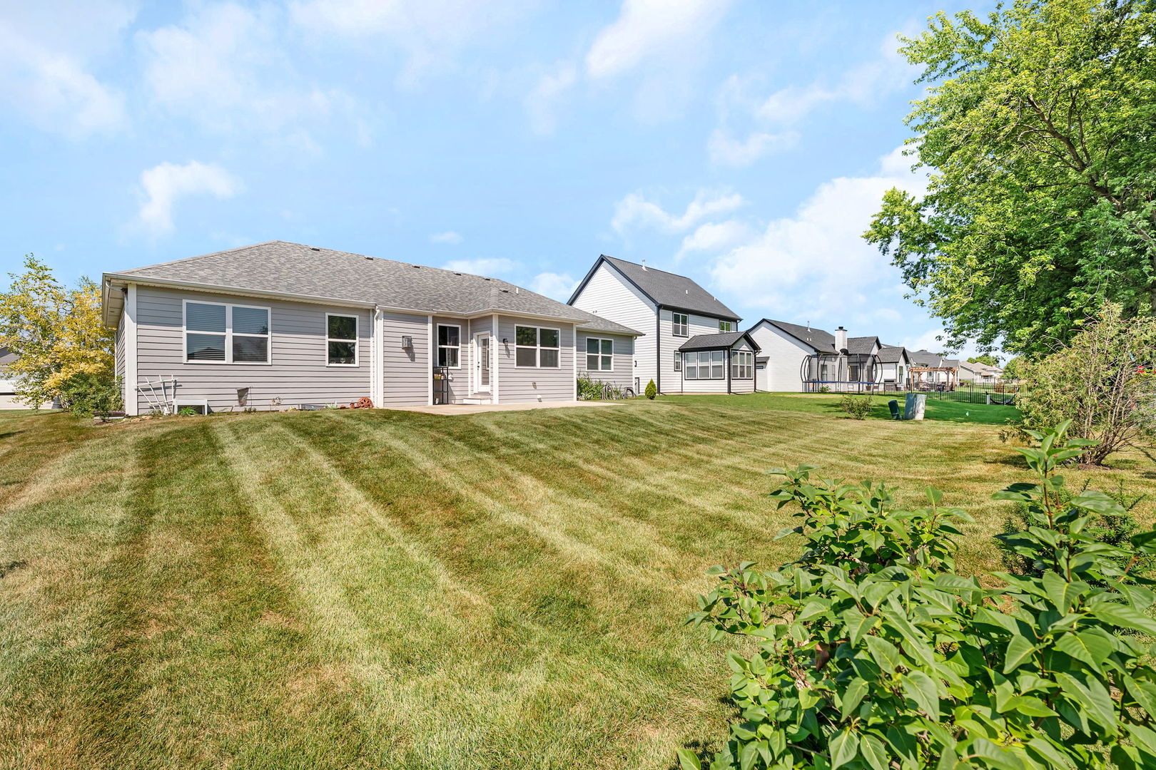 21021 Lakewoods Lane, Shorewood, IL 60404