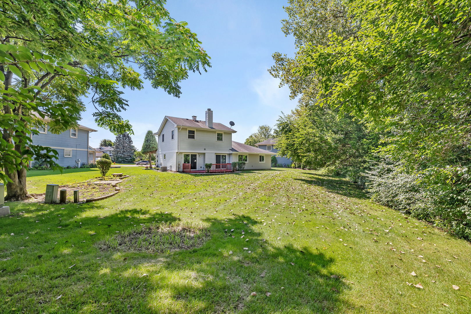 1520 Lighthouse Drive, Naperville, IL 60565