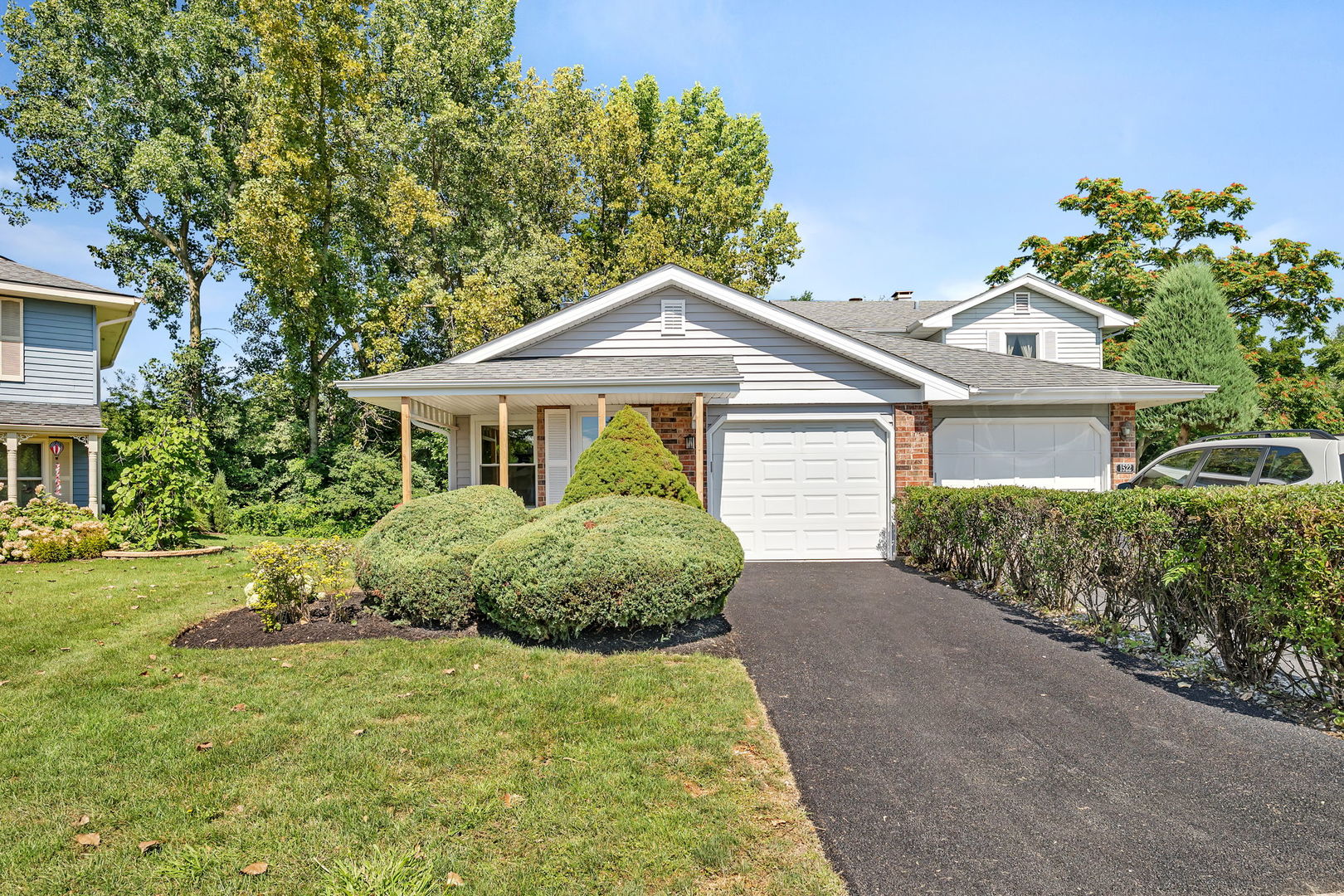 1520 Lighthouse Drive, Naperville, IL 60565