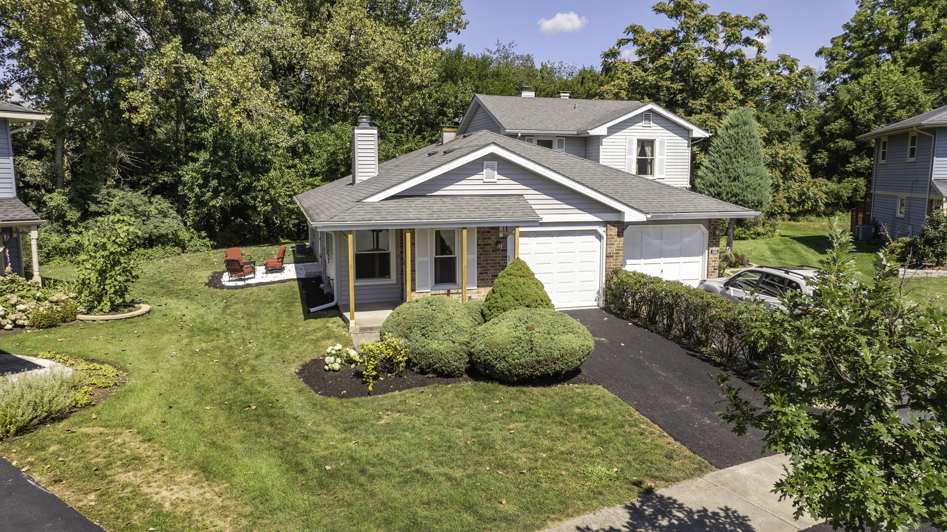 1520 Lighthouse Drive, Naperville, IL 60565