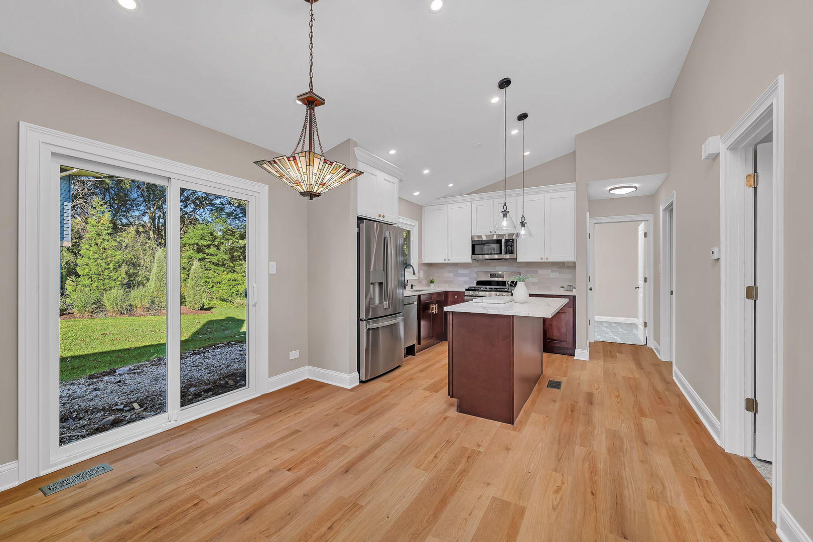 1520 Lighthouse Drive, Naperville, IL 60565