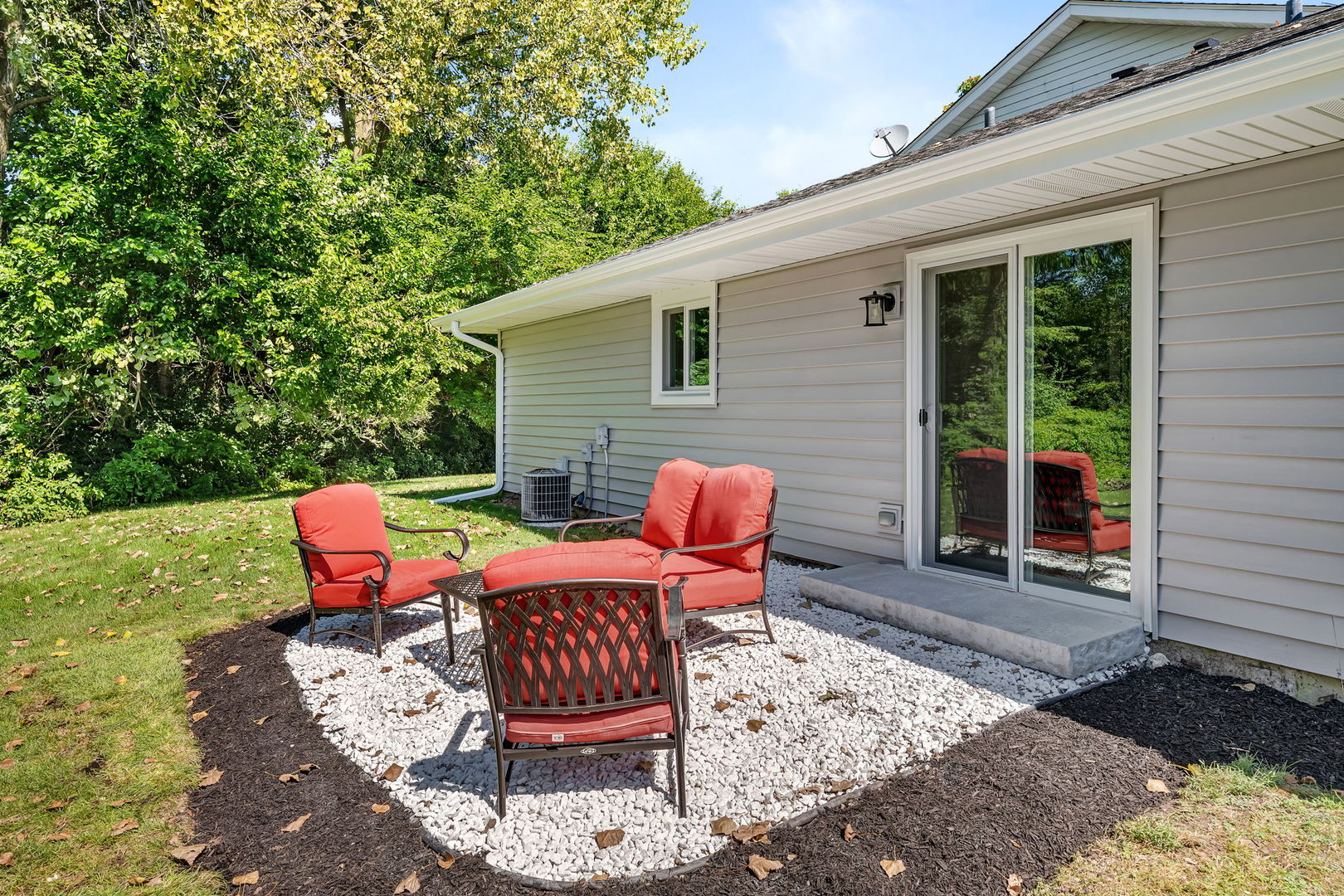 1520 Lighthouse Drive, Naperville, IL 60565