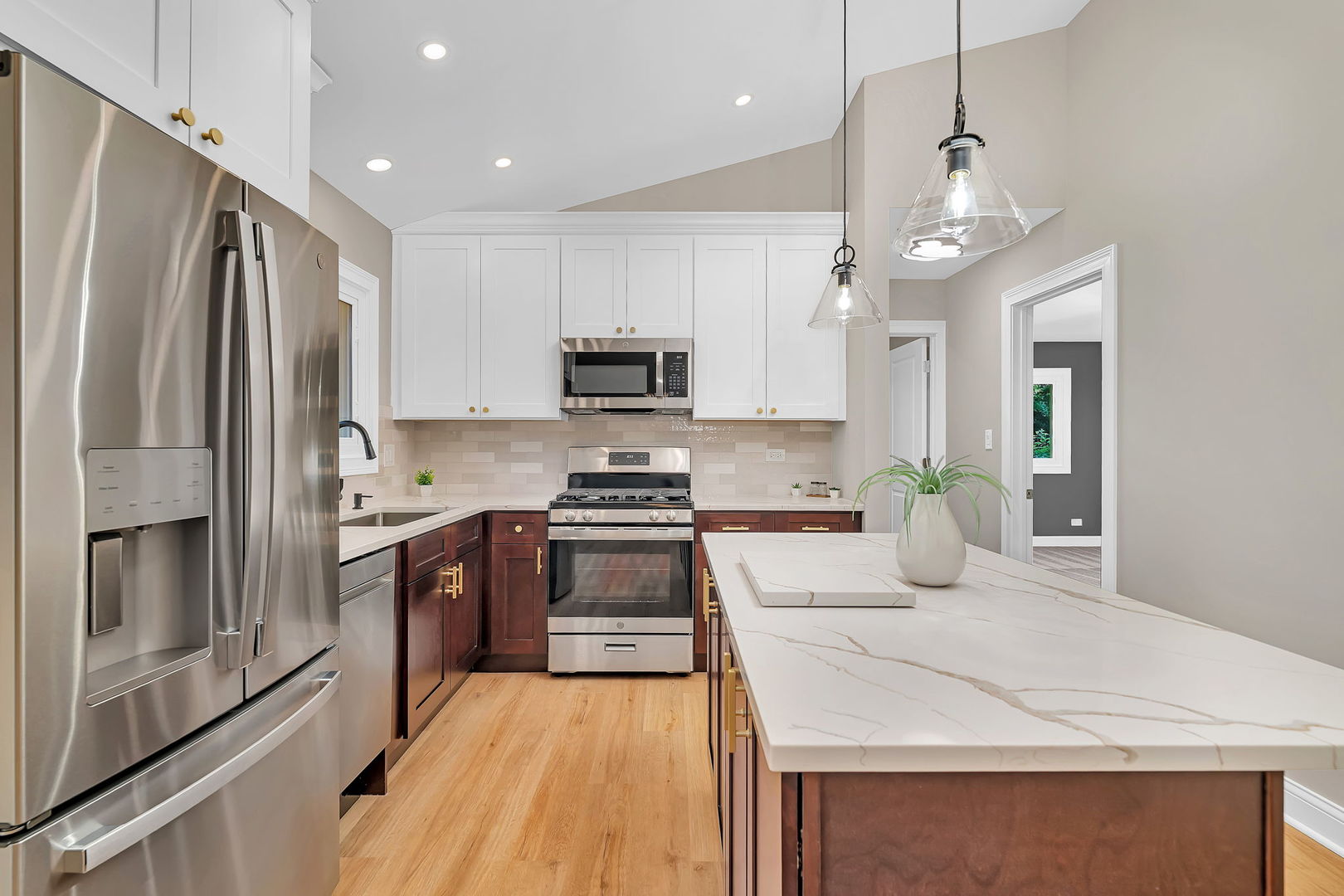 1520 Lighthouse Drive, Naperville, IL 60565