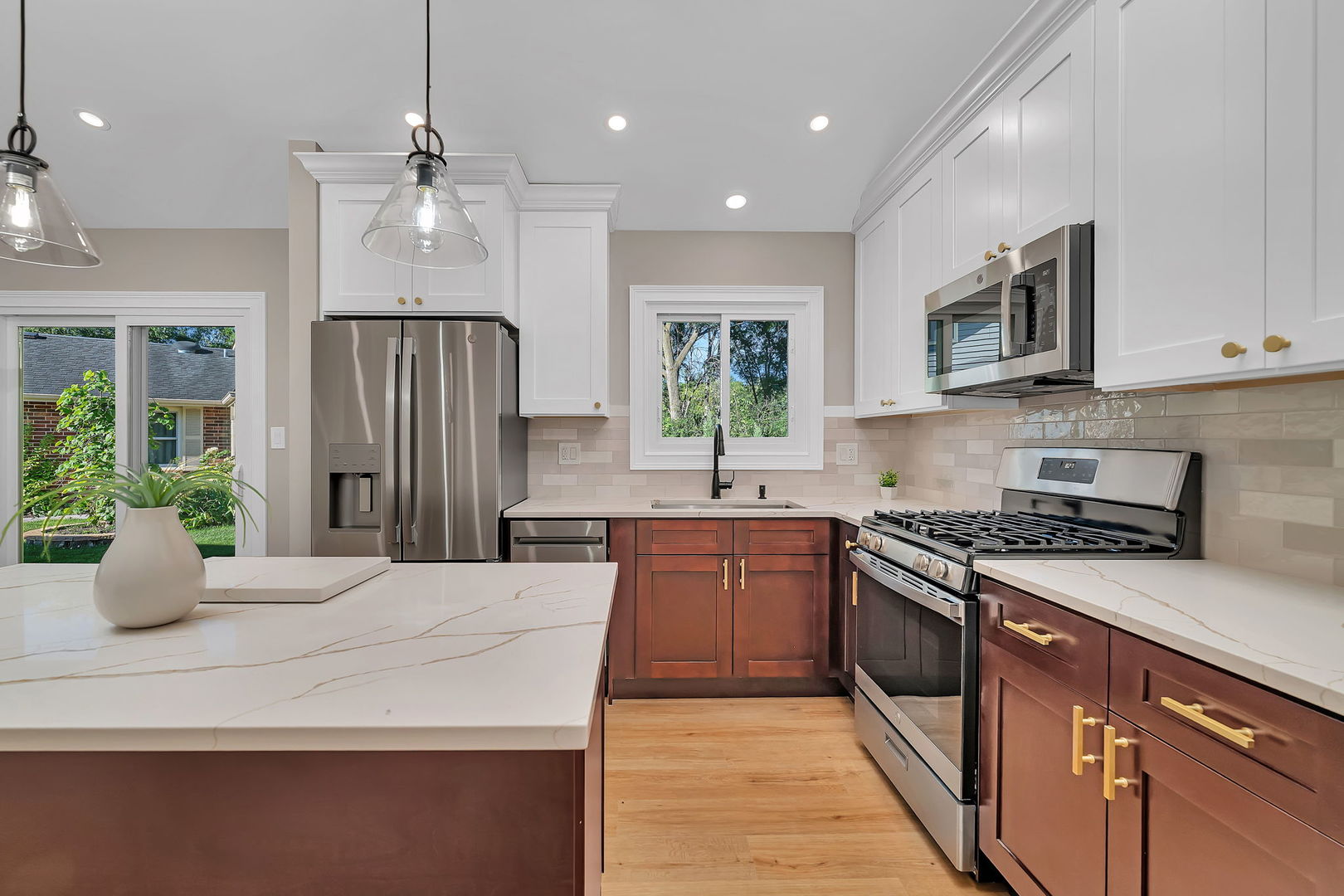 1520 Lighthouse Drive, Naperville, IL 60565