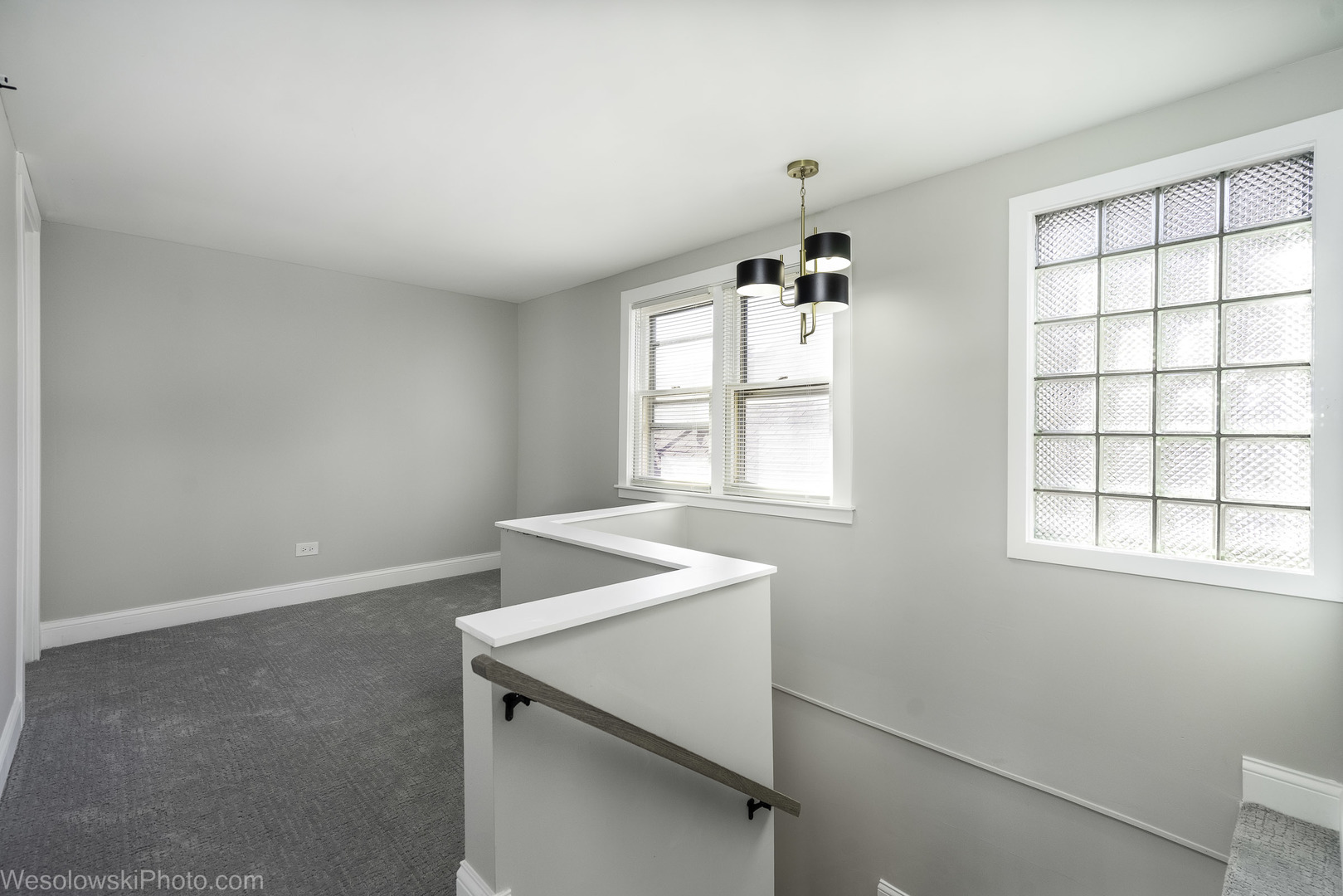 4055 N Marmora Avenue, Chicago, IL 60634