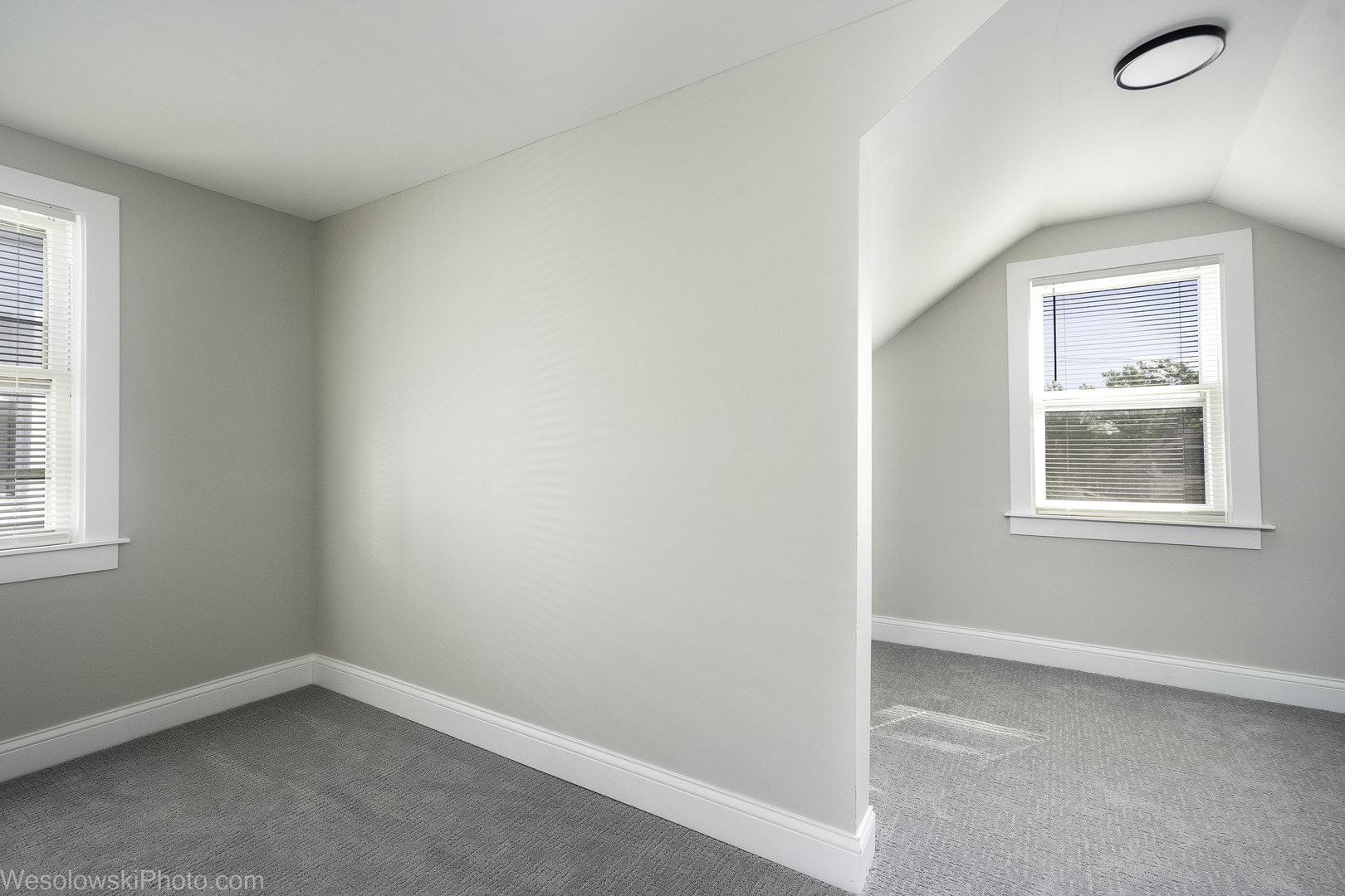 4055 N Marmora Avenue, Chicago, IL 60634