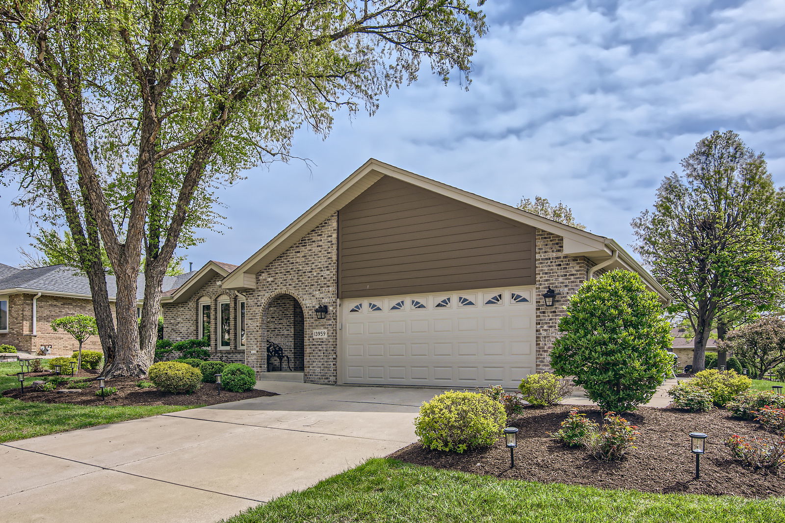13959 Blackhawk Lane, Orland Park, IL 60462
