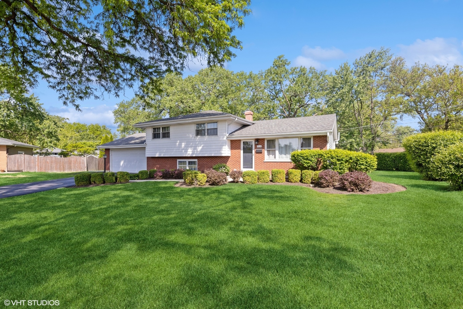 5518 Wilcox Avenue, Downers Grove, IL 60516
