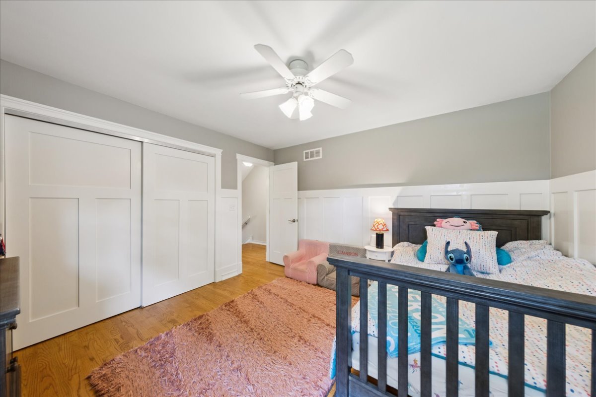 5518 Wilcox Avenue, Downers Grove, IL 60516