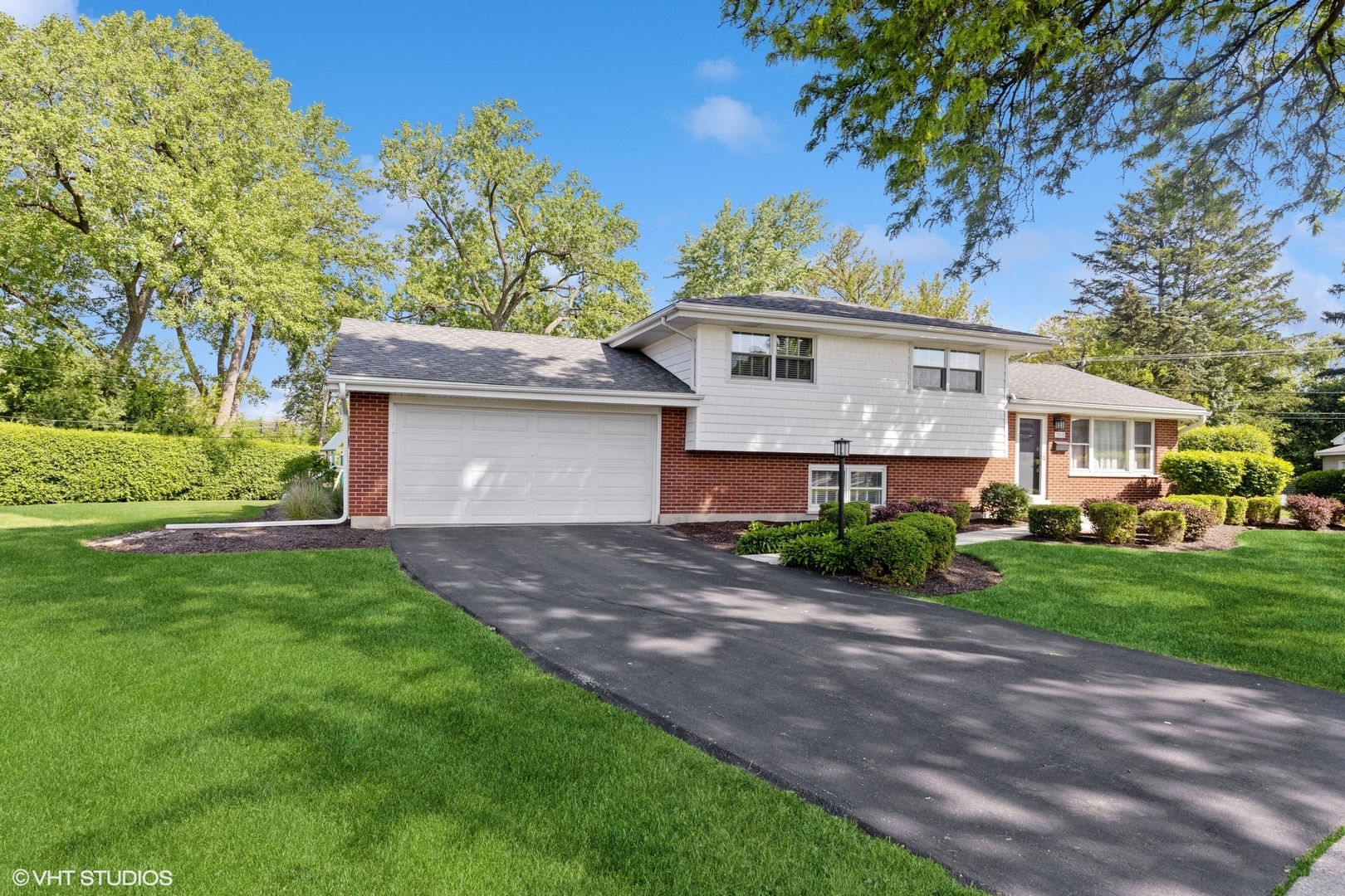 5518 Wilcox Avenue, Downers Grove, IL 60516