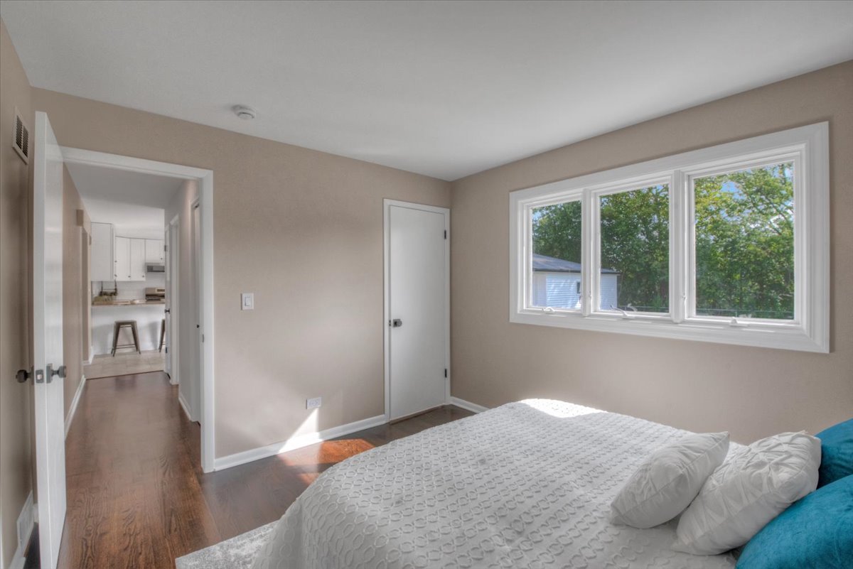 223 Gareth Lane, Schaumburg, IL 60193