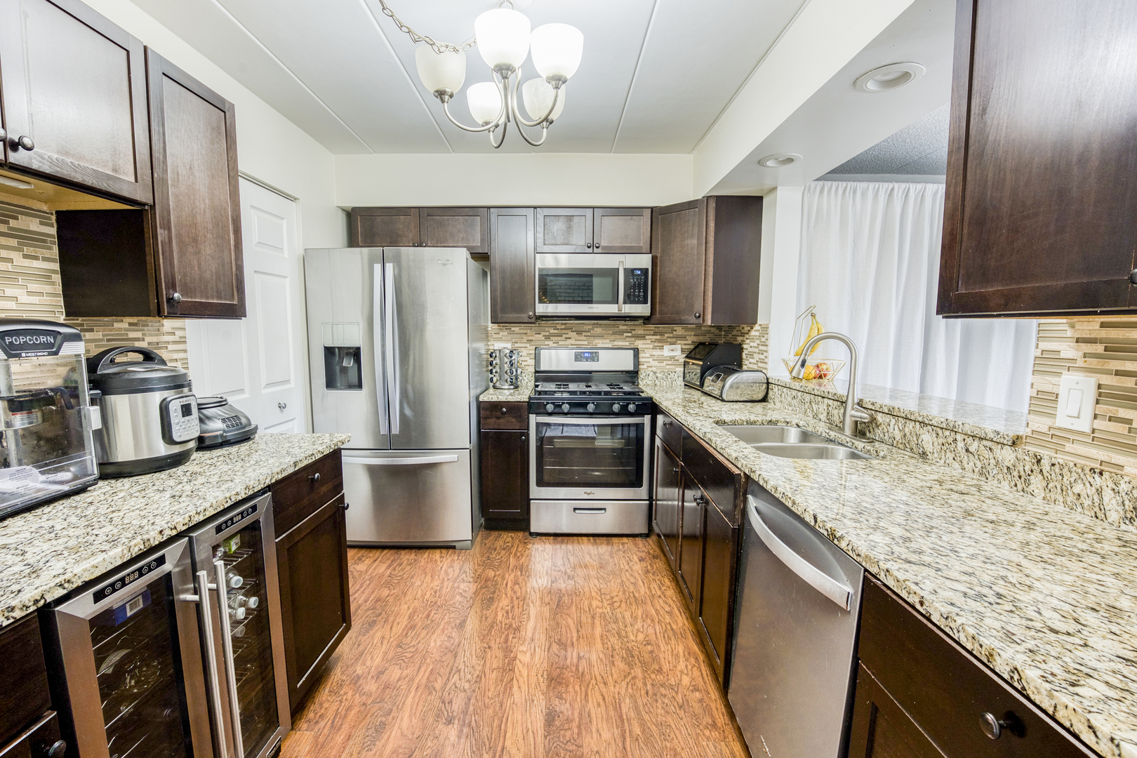 47 W Pier Drive #102, Westmont, IL 60559