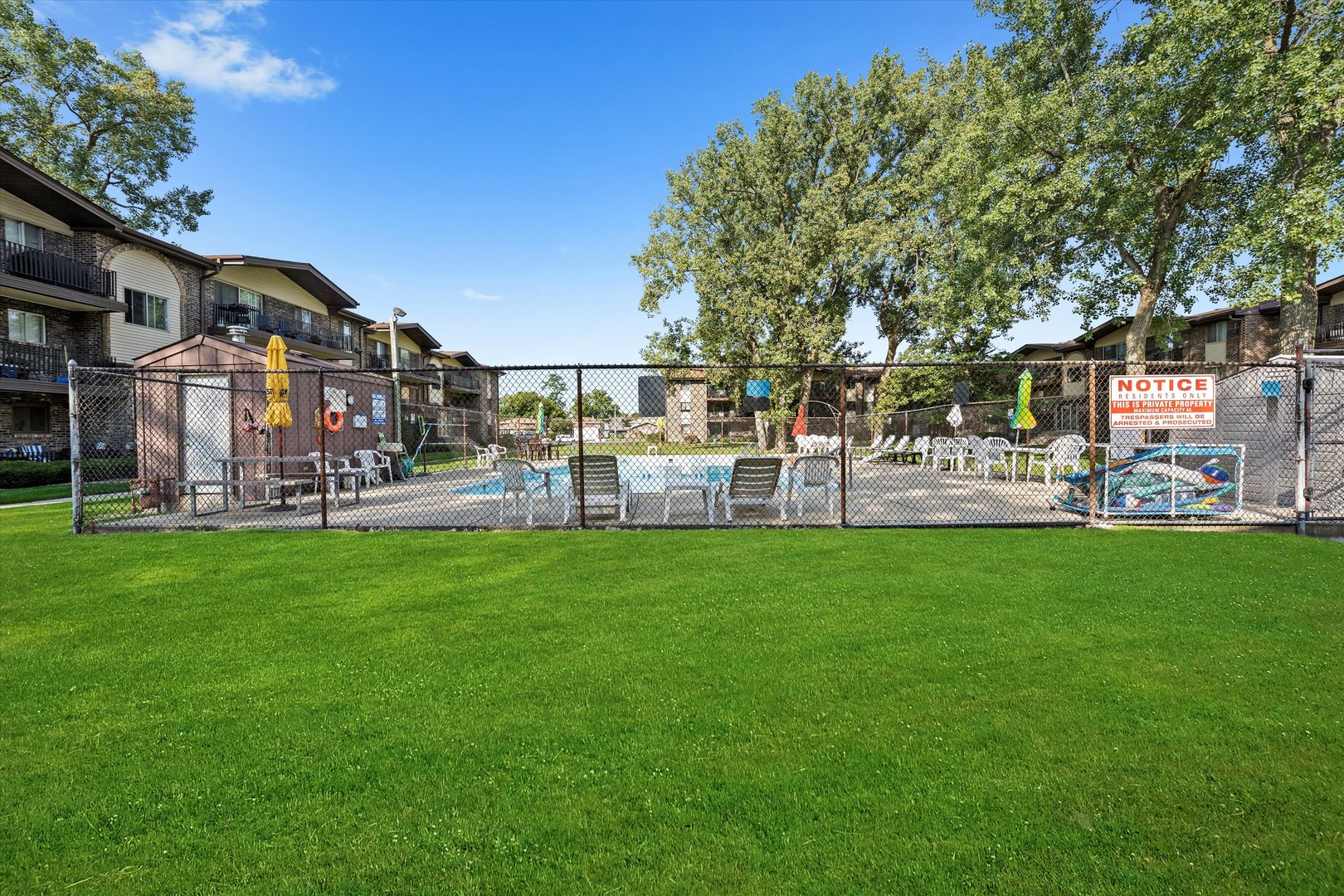 13520 LAWLER Avenue #42, Crestwood, IL 60418