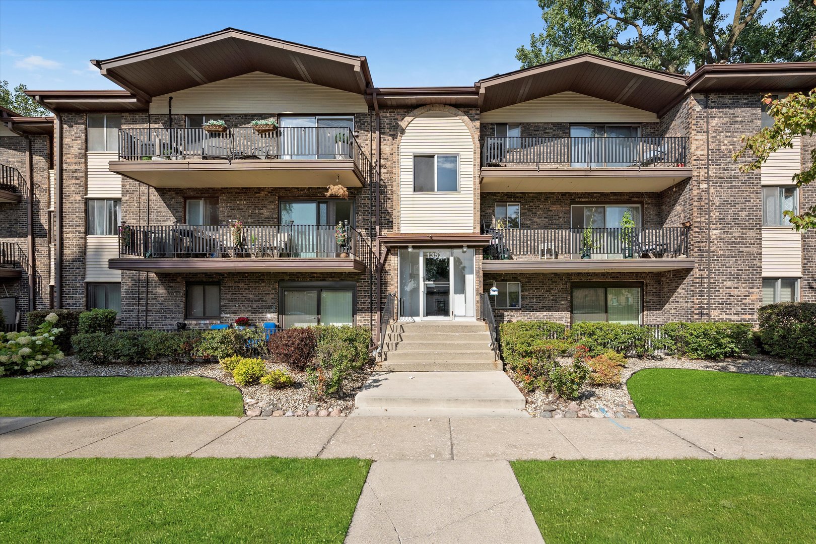 13520 LAWLER Avenue #42, Crestwood, IL 60418