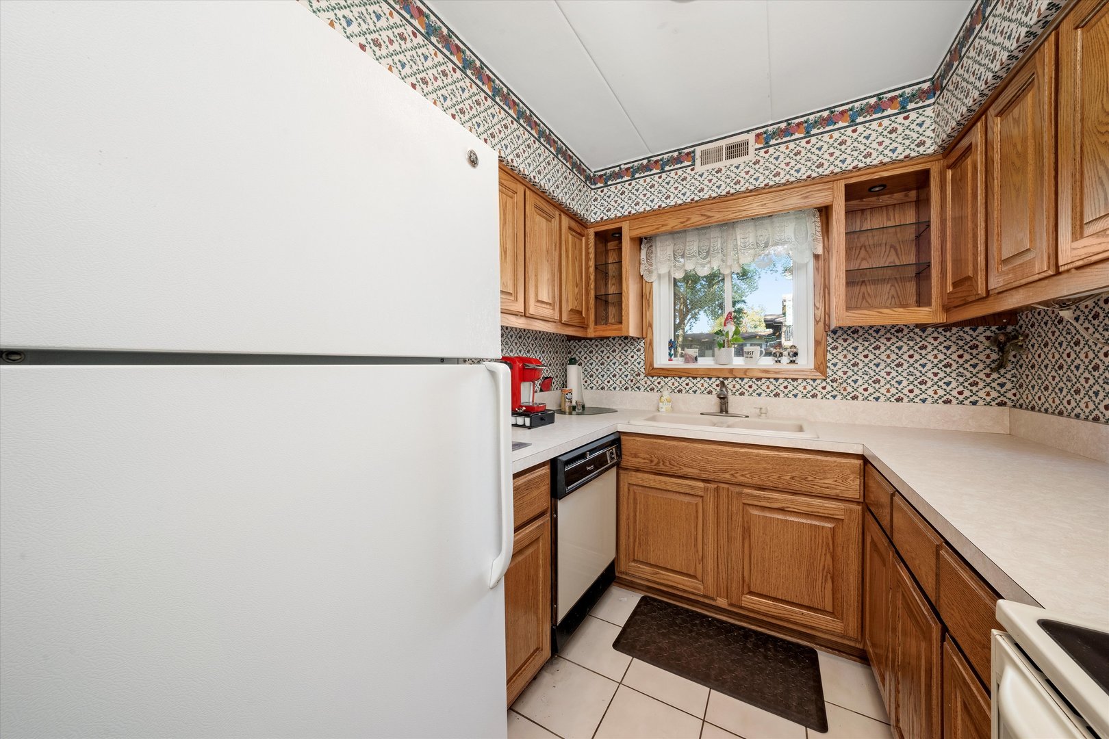 13520 LAWLER Avenue #42, Crestwood, IL 60418