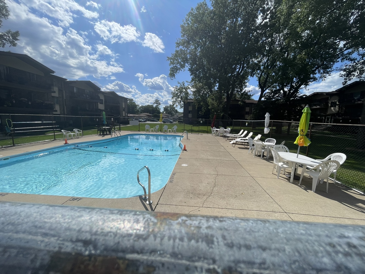 13520 LAWLER Avenue #42, Crestwood, IL 60418