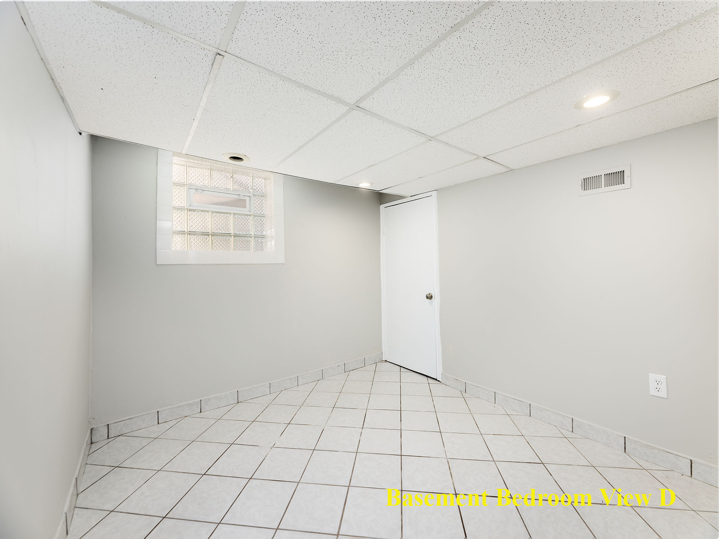 5522 N Long Avenue, Chicago, IL 60630