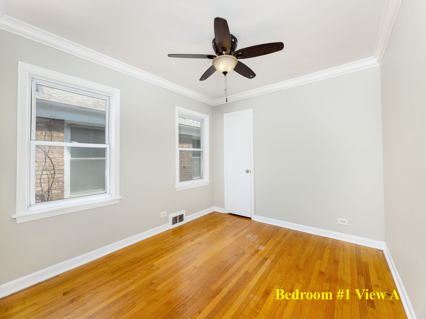 5522 N Long Avenue, Chicago, IL 60630
