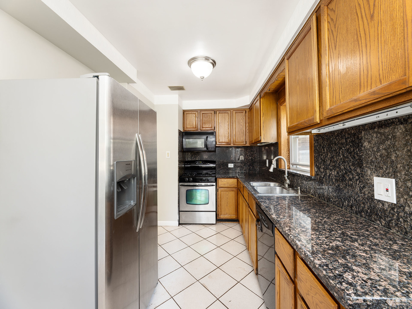 5522 N Long Avenue, Chicago, IL 60630