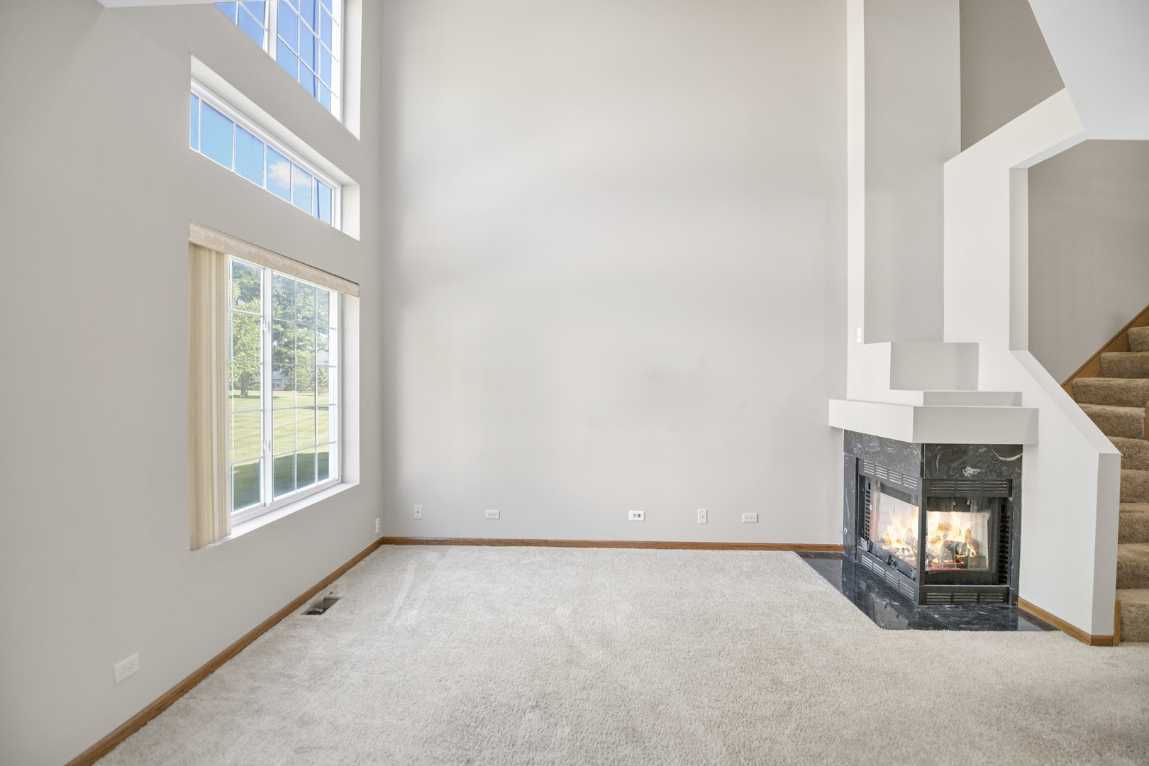 951 Viewpoint Drive #951, Lake In The Hills, IL 60156
