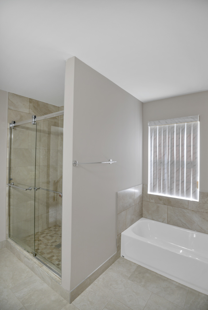 951 Viewpoint Drive #951, Lake In The Hills, IL 60156