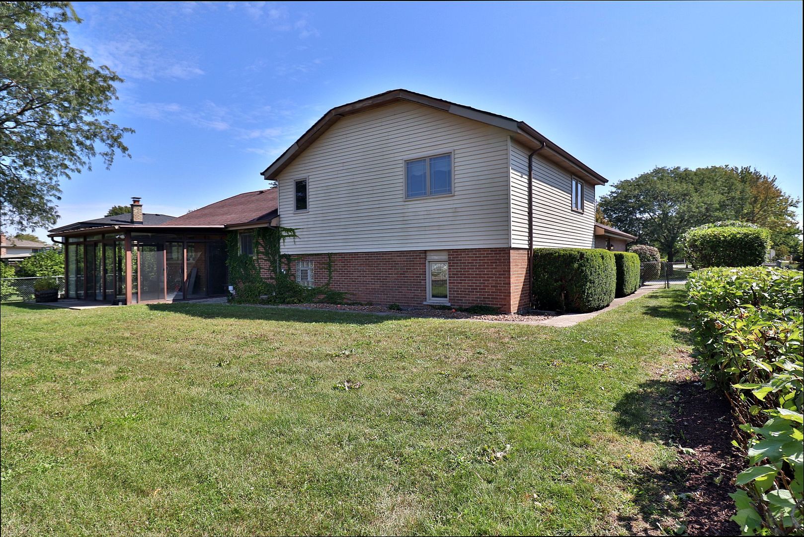 15324 Regent Drive, Orland Park, IL 60462