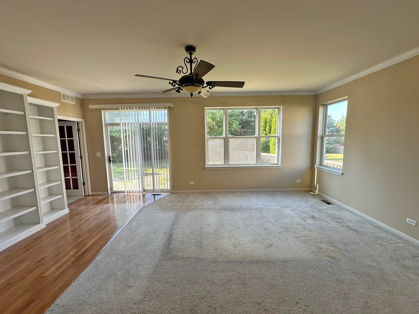 331 Parkstone Drive, Cary, IL 60013
