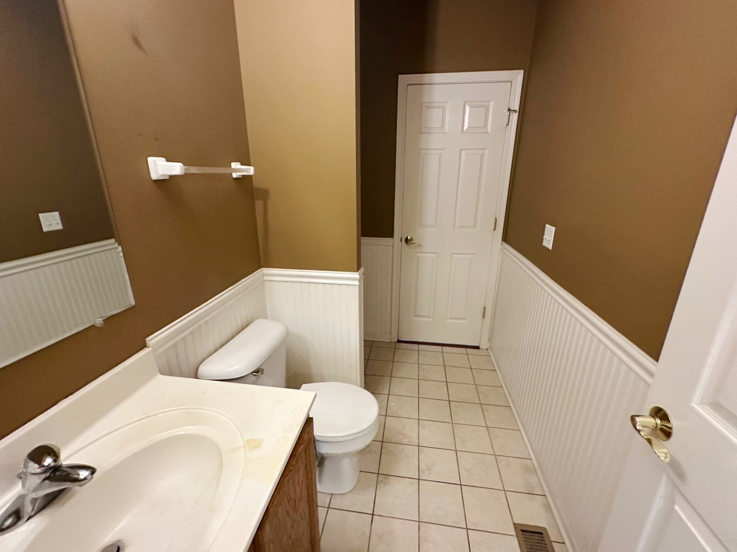 331 Parkstone Drive, Cary, IL 60013