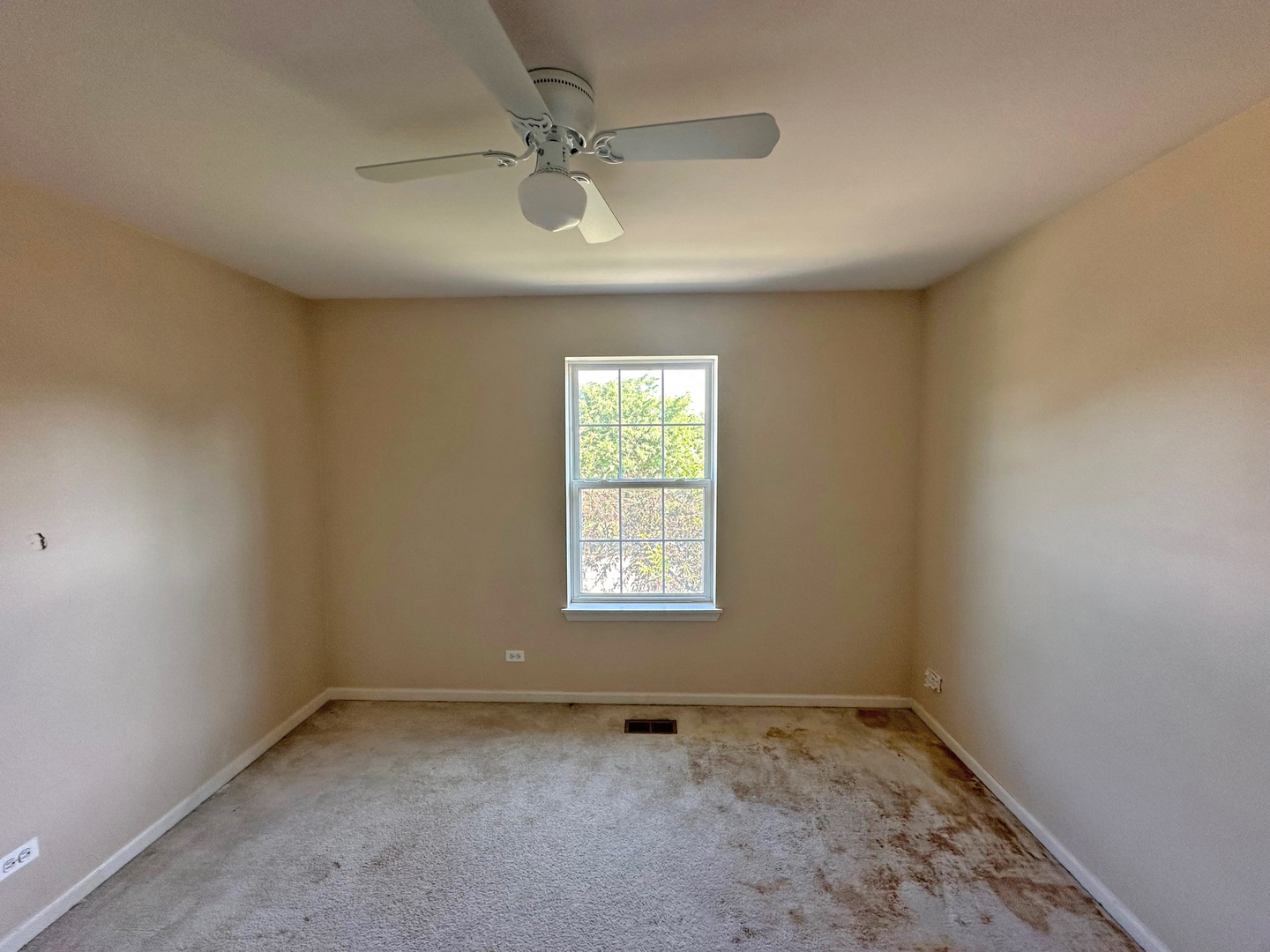 331 Parkstone Drive, Cary, IL 60013