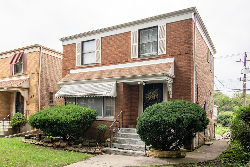 9330 S Justine Street, Chicago, IL 60620