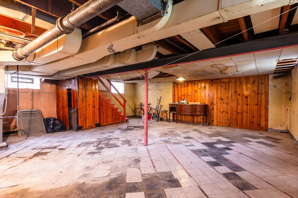 9330 S Justine Street, Chicago, IL 60620
