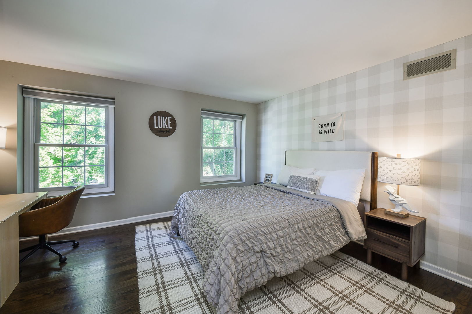 1112 CANDLENUT Drive, Naperville, IL 60540