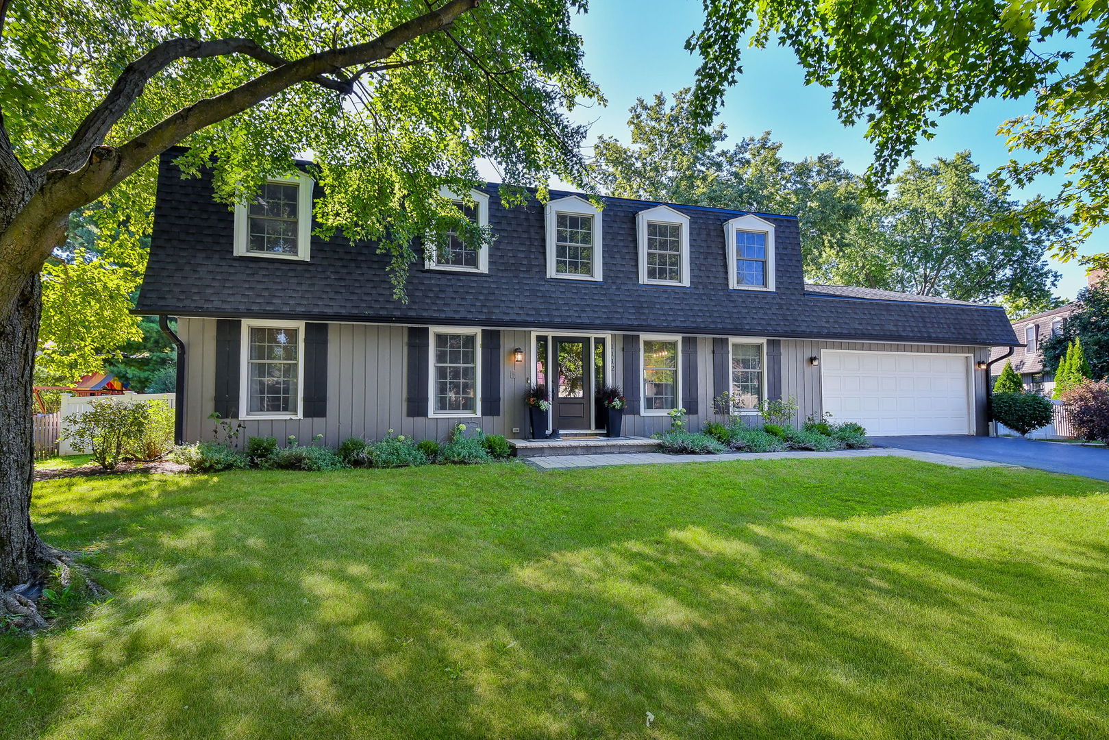 1112 CANDLENUT Drive, Naperville, IL 60540