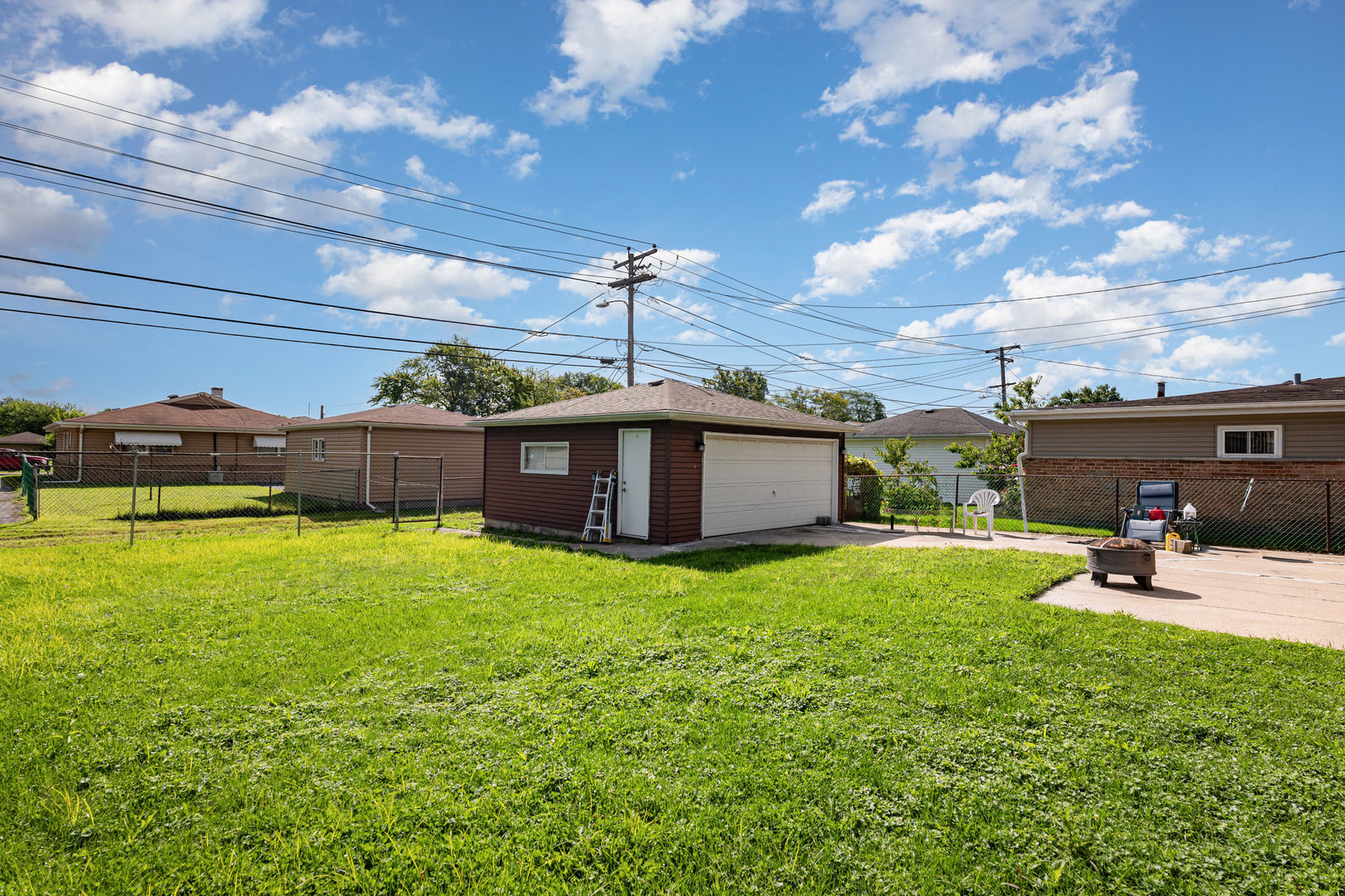 1433 Burnham Avenue, Calumet City, IL 60409