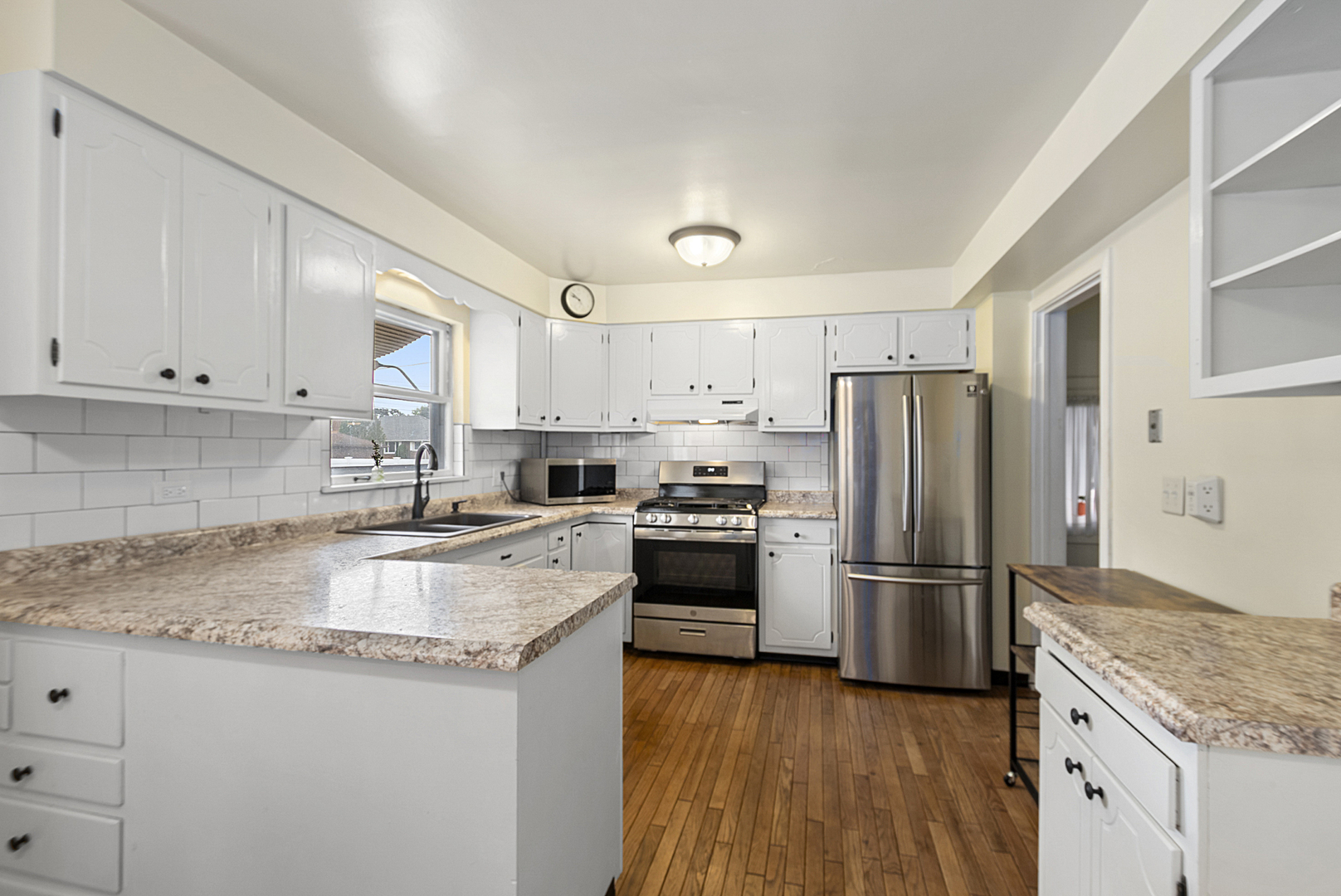 1540 N 21st Avenue, Melrose Park, IL 60160