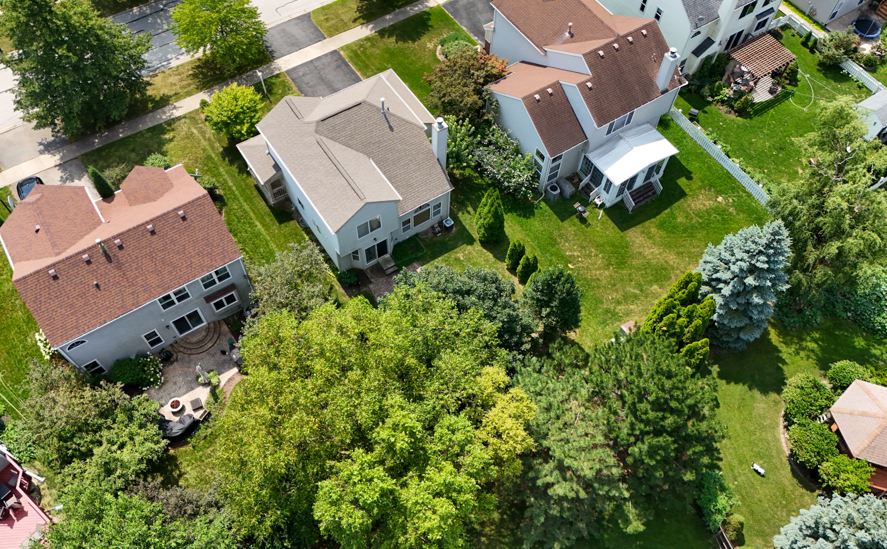 808 Violet Circle, Naperville, IL 60540