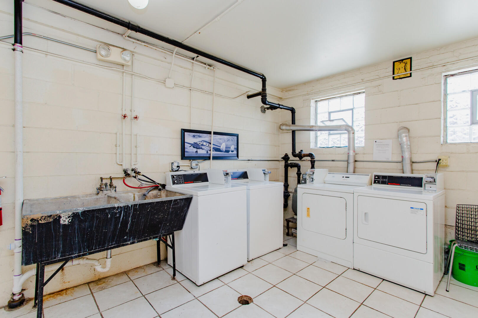 9307 Irving Park Road #12, Schiller Park, IL 60176