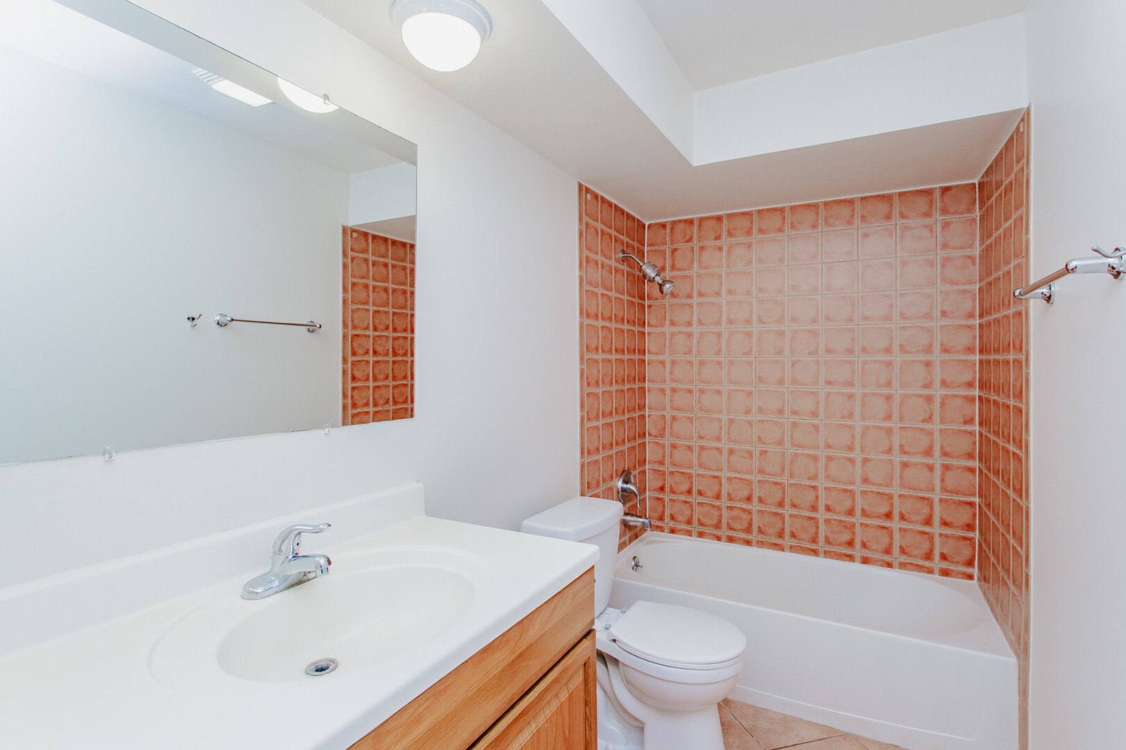 9307 Irving Park Road #12, Schiller Park, IL 60176