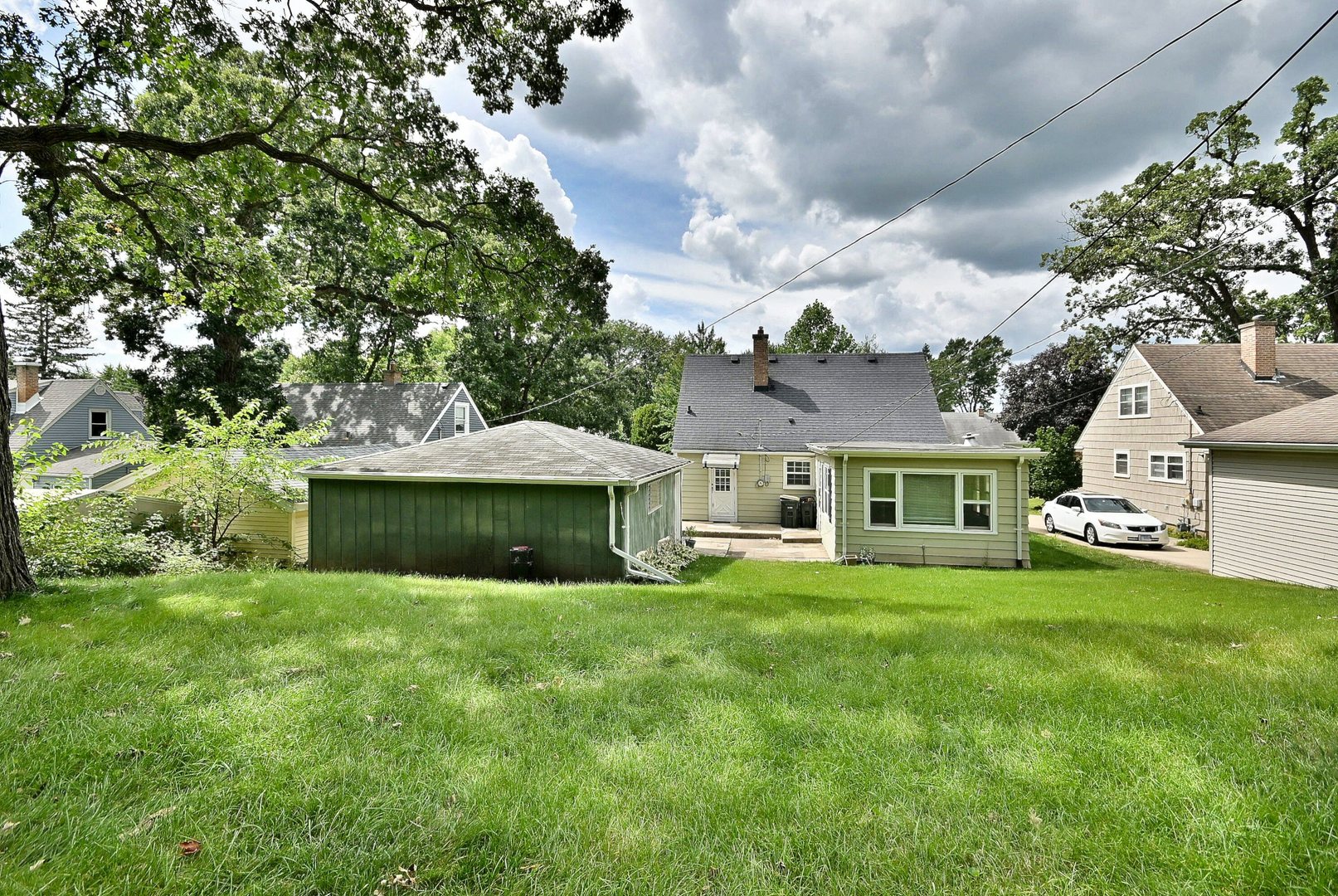 527 Fremont Street, West Chicago, IL 60185