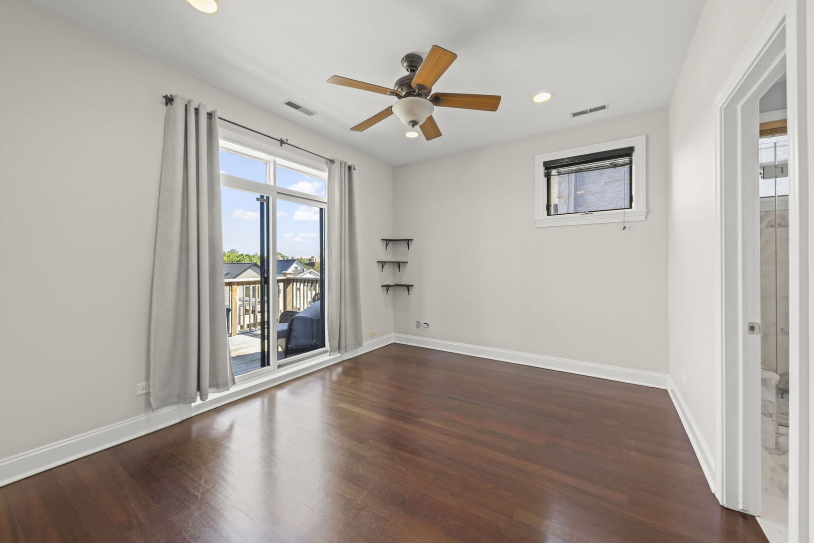 1924 W DIVERSEY Parkway #3E, Chicago, IL 60614