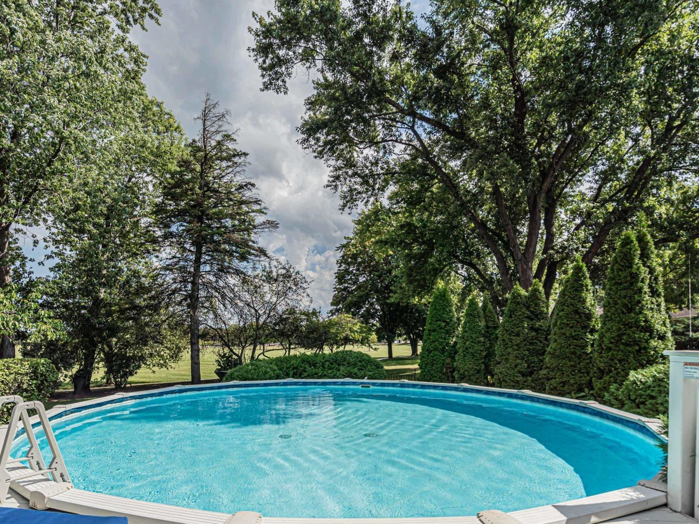 390 Springside Lane, Buffalo Grove, IL 60089