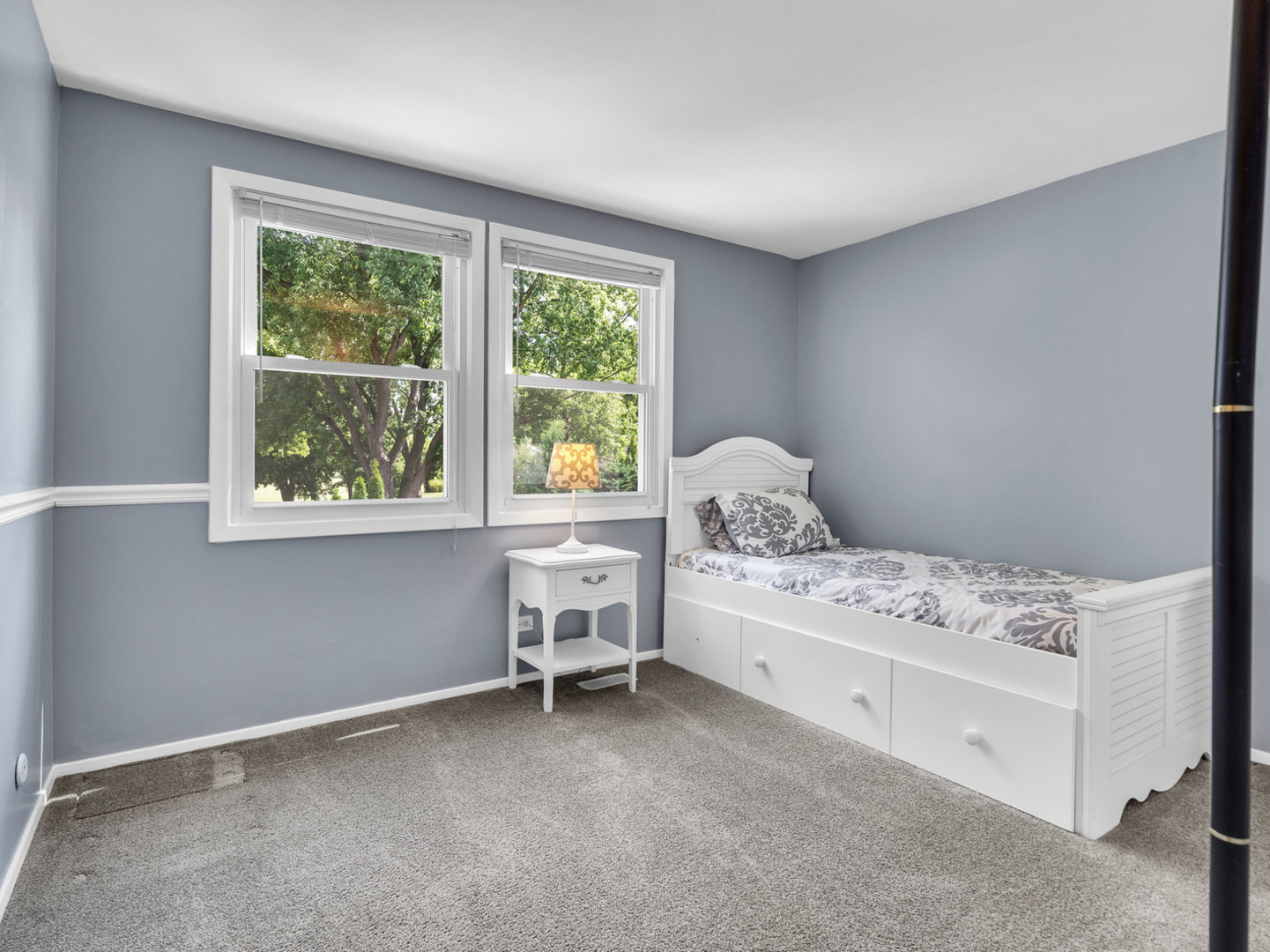390 Springside Lane, Buffalo Grove, IL 60089
