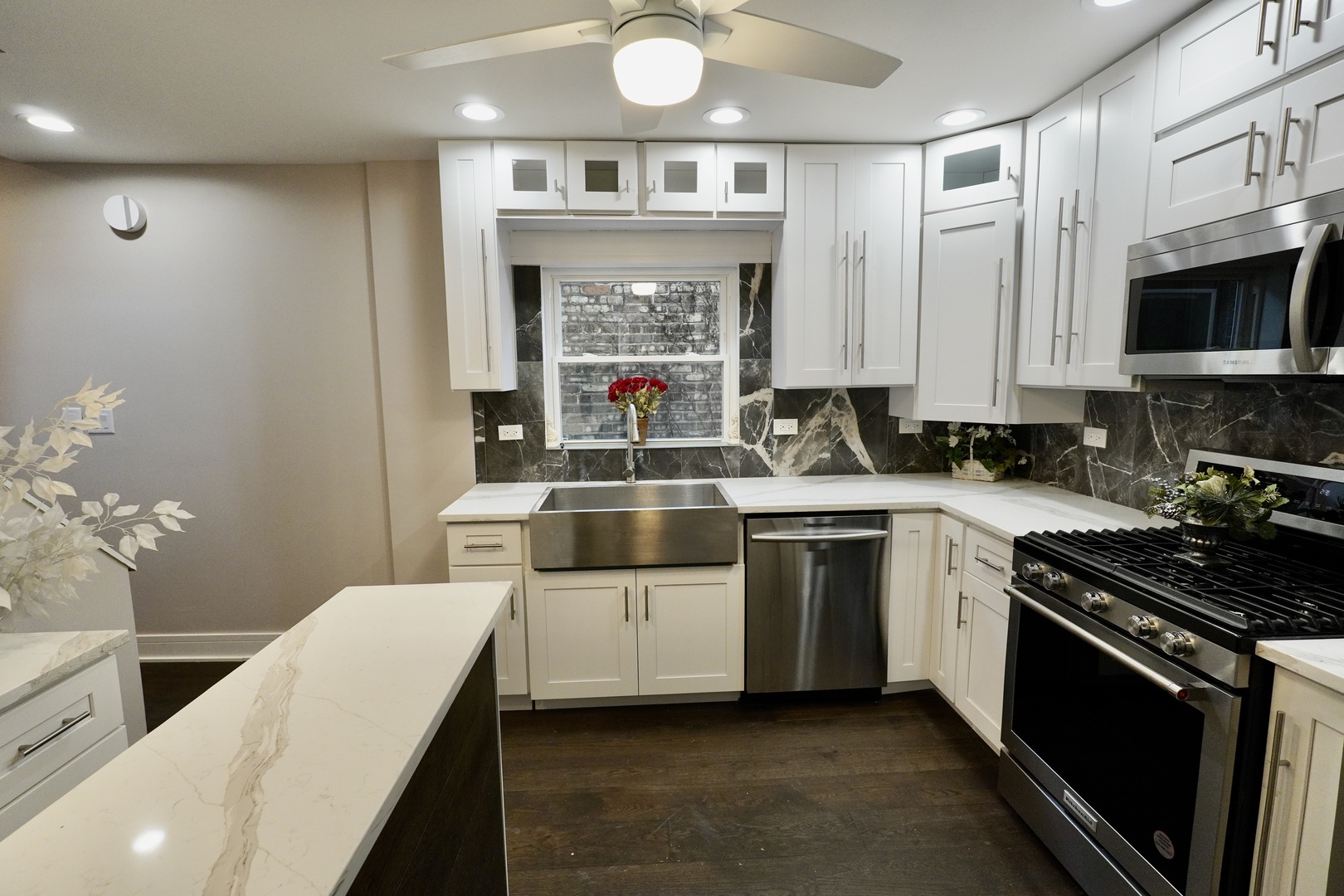 8734 S Honore Street, Chicago, IL 60620