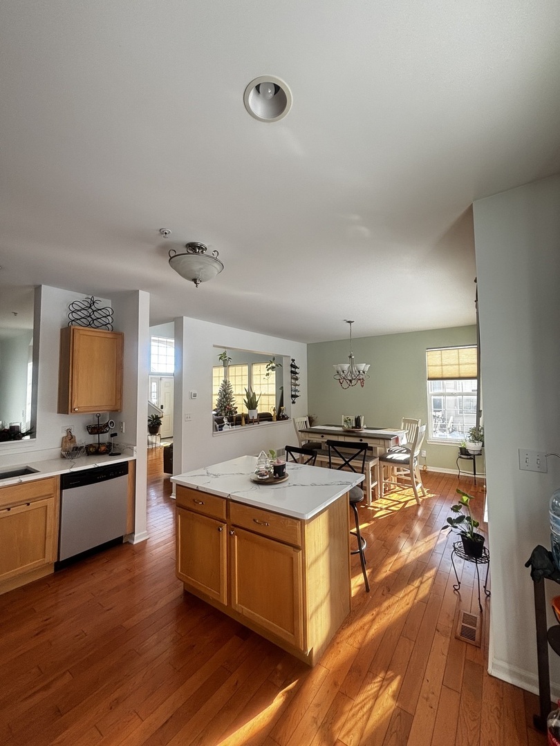 2039 Muirfield Drive, Yorkville, IL 60560