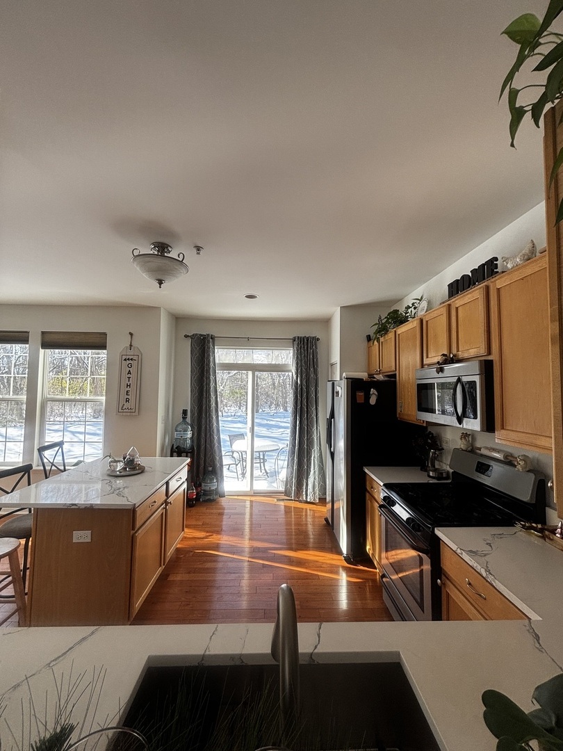 2039 Muirfield Drive, Yorkville, IL 60560