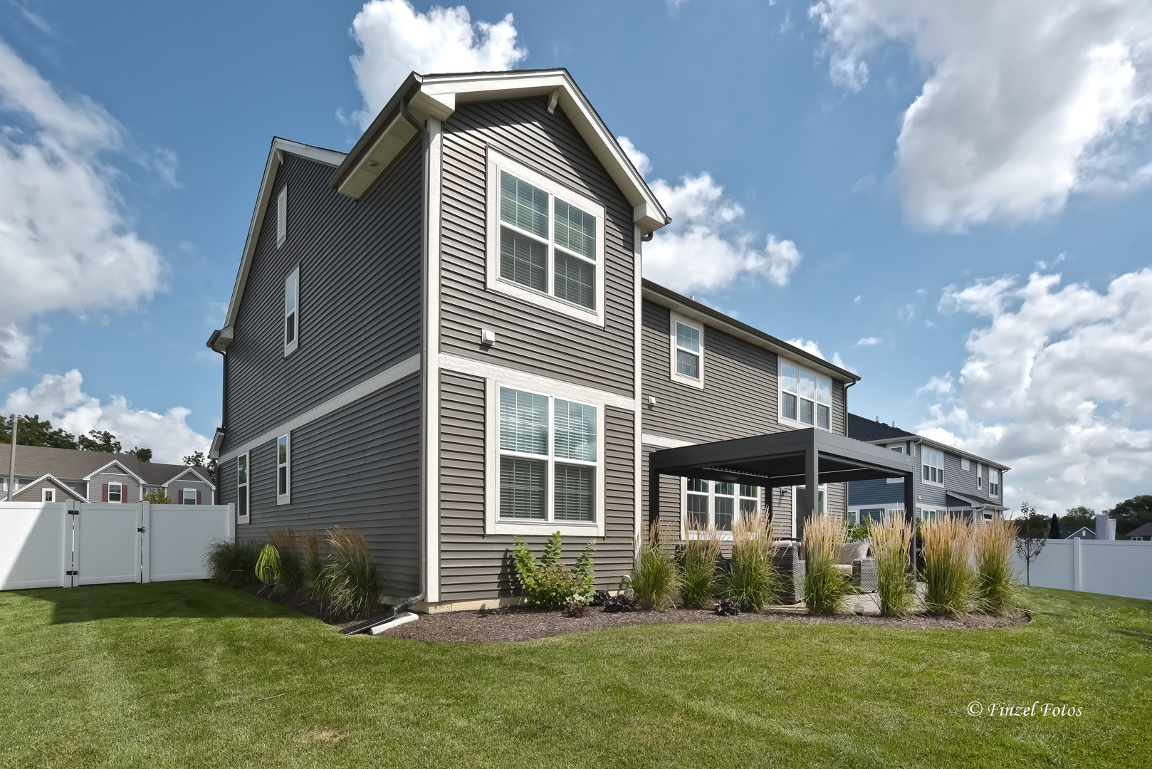 1091 Sugar Maple Drive, Crystal Lake, IL 60012